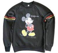 ? เสื้อกันหนาวสเวตเตอร์ # Sweather Vintag Mickey Mouse ? Only one size หรือ ฟรีไซร์. #(สีดำ ) ? เป็นเสื้อไซร์เดี่ยวน่ะครับ ผ้าดีมาก งานสวยมากครับ ⚡️By one 300 ฿ ? EMS 50 ฿ #^~^ MADE TO ORDER