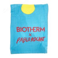 ผ้าเช็ดตัว Biotherm X PABLO ROCHAT สีฟ้า