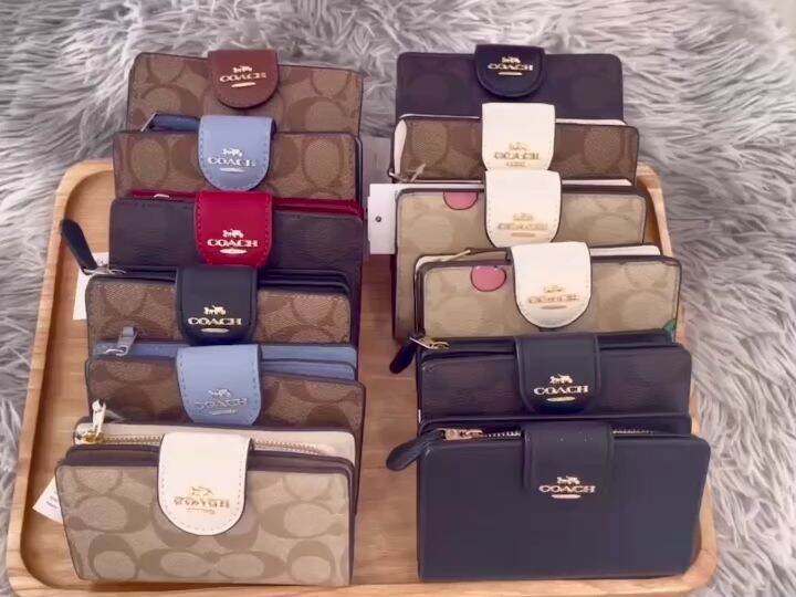 Coach outlet ของเเท้💯 กระเป๋าสตางค์ผู้หญิง COACH SMALL WALLET กระเป๋า
