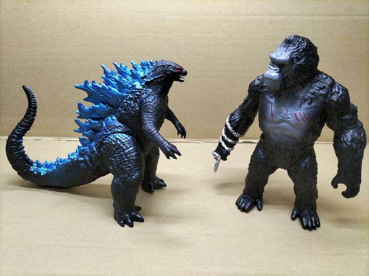 Atomic Godzilla 9 inches and King Kong 10 inches Vinyl material action
