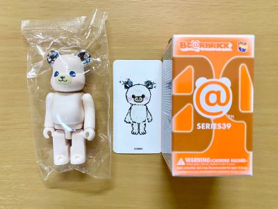 ฟิกเกอร์ Bearbrick 100% Series 39 : A Bear Cube Ice (มีการ์ด+กล่องครบ) ของญี่ปุ่นแท้💯 (งาน Medicom toy)