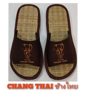 รองเท้าเสื่อกกสวมปักลายช้างไทยCHANG THAI(เอกลักษณ์ไทย)