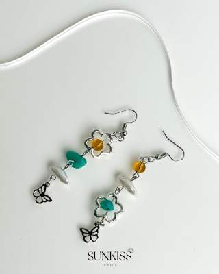 Sandy beach drop earring ต่างหูหิน ไข่มุก