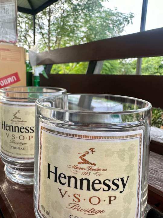 แก้วhennessy