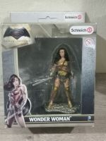 Wonder Woman figure