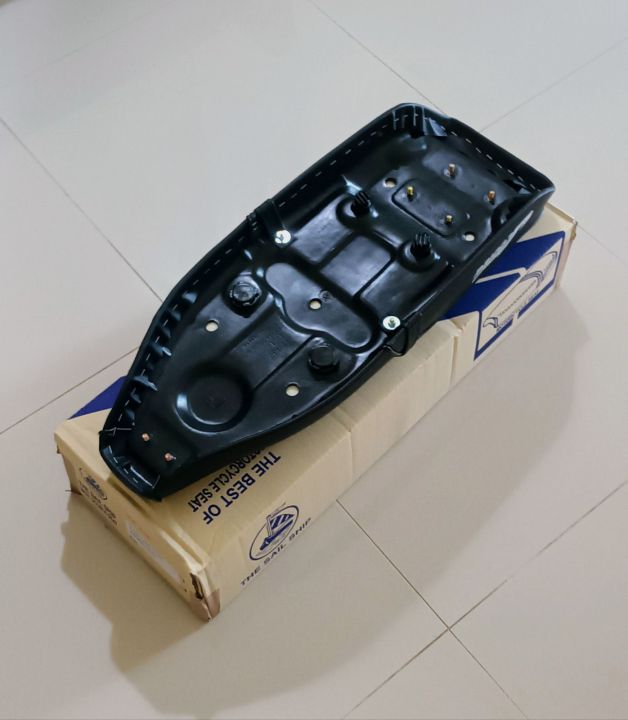 เบาะรถมอเตอร์ไซต์-suzuki-rc80-rc100-rc100g-ฟองน้ำอย่างดี-ตราเรือใบ