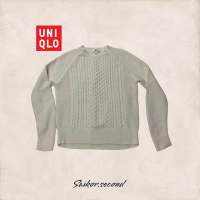 Uniqlo เสื้อกันหนาวผ้าถักลาย สเวตเตอร์สีขาว