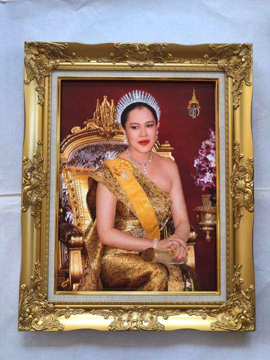 กรอบรูปหลุยส์พระพันปีหลวง-กรอบรูปขนาด-21x26-นิ้ว-ภาพมงคล-เสริมฮวงจุ้ย-ตกแต่งบ้าน-ของขวัญ-ของที่ระลึก