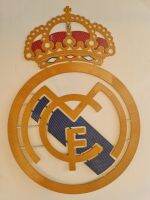 โลโก้ Real Madrid เหล็กตัดเลเซอร์ ขนาด 60x43 เซนติเมตร เหล็กหนา 3 มิลลิเมตร แบบแขวน ติดฝาผนังพ่นสีเหมือนจริงใช้สี 2K สีพ่นรถยนต์ภายนอกสวยงามคงทนทนแดดทนฝนไม่เป็นสนิมขั้นตอนการทำเหมือนทำสีรถยนต์ภายนอกทุกขั้นตอนติดตั้งได้ทั้งภายนอกภายในอาคารบ้านเรือน