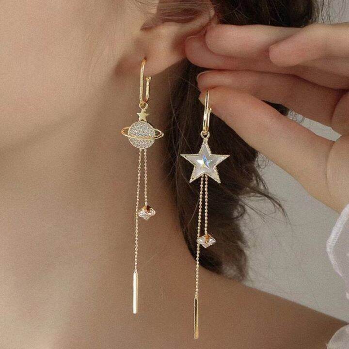 syue 1 pasang mode untuk wanita vintage panjang bagian diukir anting rumbai bohemian indah liar aksesoris perhiasan