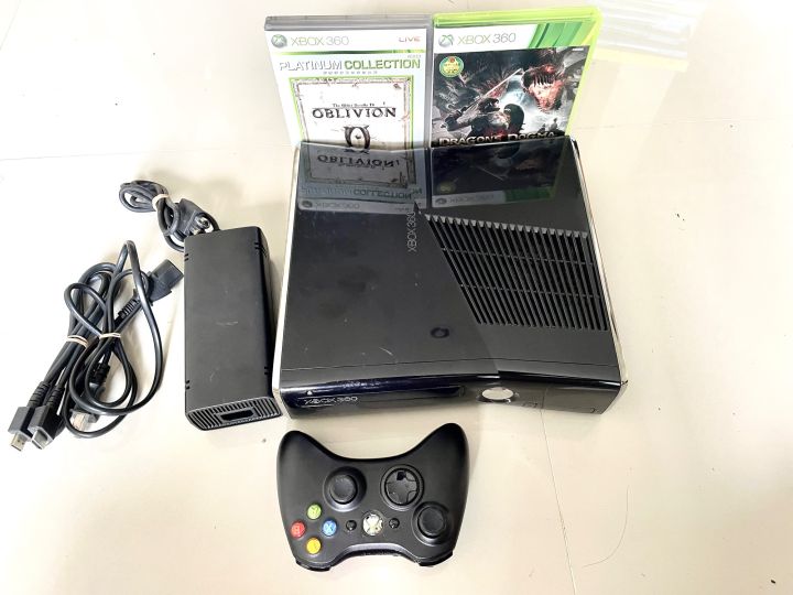 xbox-360-slim-เล่นแผ่นแท้-อุปกรณ์ครบชุด