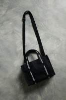 ?Best Seller? กระเป๋าผ้า  GENTLEWOMAN MICRO BOX TOTE BAG : BLACK คอลใหม่ล่าสุด สวยสดใส น้องมาในไซส์น่ารักกะปุ๊กกะปิ๊กที่ ฮิตสุดๆ ?? พร้อมส่ง?