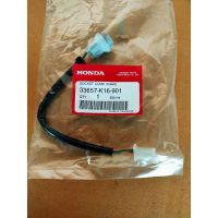 33657-K16-901ขั้วไฟเลี้ยวซ้ายแท้ Honda สกู้บปี้ไอรุ่น2ปี2013(ไฟเลี้ยวบังลม)1ชิ้น อะไหล่แท้ศูนย์?%