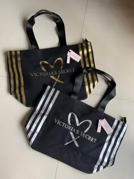 Victoria's Secret, Bags, Hot Steal Deal Victoria Secret Tote Free Vs Tote