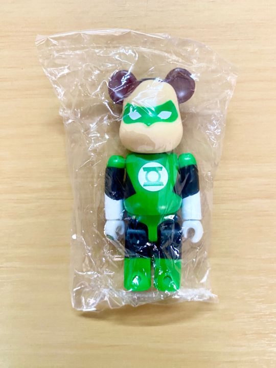 ฟิกเกอร์-bearbrick-100-series-22-green-lantern-ใหม่ในซอง-มีการ์ด-ของญี่ปุ่นแท้-งาน-medicom-toy