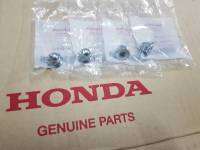 น็อตฝาสูบชุด4ตัวพร้อมแหวนกันซึม3ตัว HONDA W125R,S,IและW125(2012)ปลาวาฬทุกรุุ่น(แท้ศูนย์)