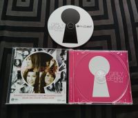 Girly Berry เกิร์ลลี่ เบอร์รี่ CD รวมฮิต (Gossip, เรื่องคืนนั้น, รักนะ แต่ไม่แสดงออก, รางวัลชมเชย, ตุ๊มต่อม, ไม่เต้น ไม่รักนะ ฯลฯ) ปกเจาะ แผ่นสวยใสครับ (หายากครับชุดนี้)