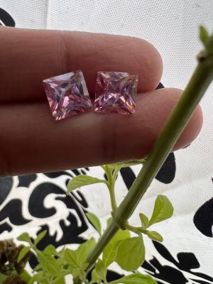 เพชรรัสเซีย 8X8 มม ( 2 เม็ด) BRILLIANT PINK DIAMOND พลอย CUBIC ZIRCONIA CZ SQUARE SHAPE 8X8 MM ( 2 PCS)