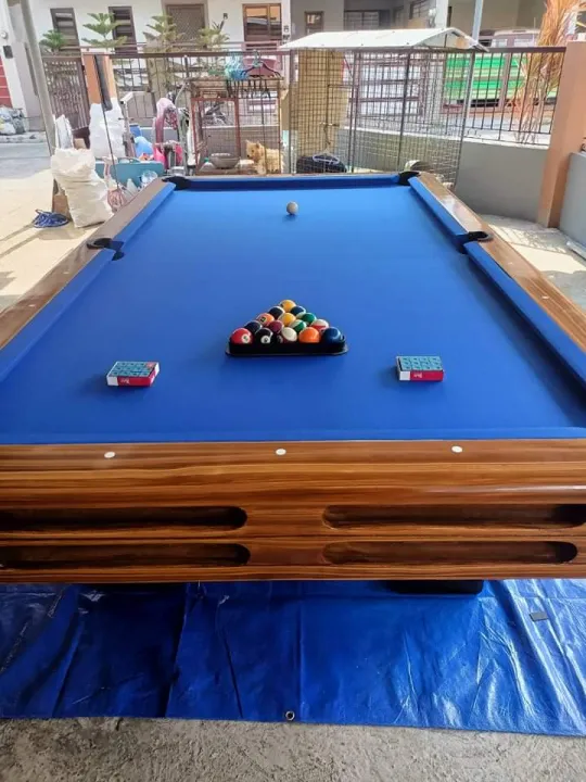 Ducco standard billiard table fully refurbished with complete