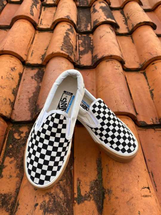 Vans slip on outlet indonesia