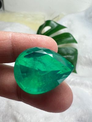 พลอย columbia โคลัมเบีย Green Doublet Emerald มรกต very fine lab made PEAR shape 19x23 มม mm..26 กะรัต 1เม็ด carats (พลอยสั่งเคราะเนื้อแข็ง)