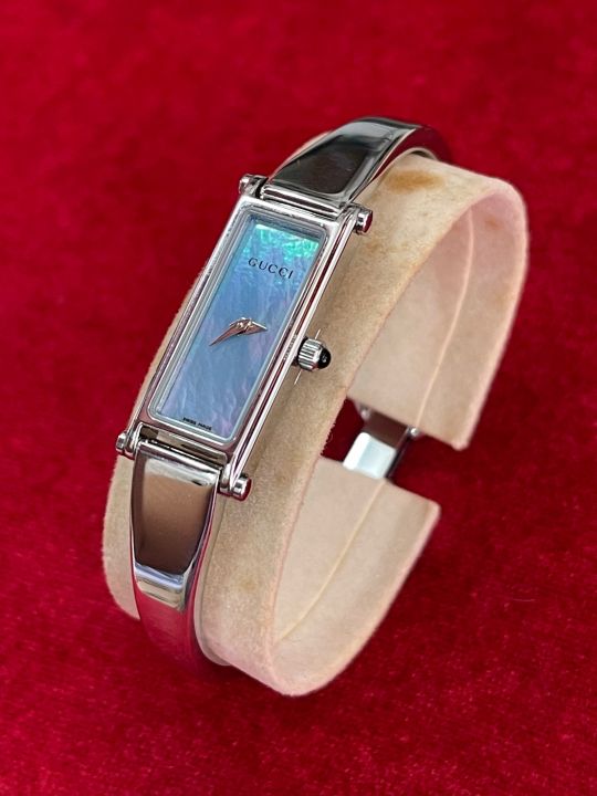 gucci-quartz-โมเดล-1500l-หน้าปัดมุก-ตัวเรือนสแตนเลส-นาฬิกาผู้หญิง-นาฬิกามือสองของแท้