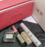 Dior Set 4 Items + Bag (พร้อมกล่อง)
ส่ง 990
ราคา 1090-1290 บาท

ภายในเซตประกอบไปด้วย
?Capture Totale Cell Energy Super Potent Serum  7.5 ml เซรั่มบำรุงผิวหน้า
?Mascara 4 ml มาสคาร่า
?รองพื้น Forever Skin Glow เบอร์ 1N 5ml ผิวขาว
?น้ำหอม Miss Dior Bloo