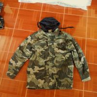 ? Dickies Camouflage - Hooded Jacket ? อก40 สภาพดีสวยงานดีใส่เท่มากๆไม่มีตำหนิใส่ยาวๆผ้าอย่างดี คนใส่ไซส์S36-M40ใส่สวยพอดีตัววัดจริงจากด้านใน