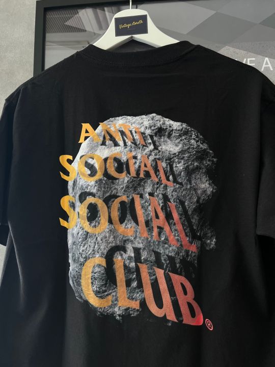 anti-social-social-club-edge-of-world-black-tee