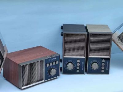 XM-U150 ขาตั้งลำโพง Bluetooth ซับวูฟเฟอร์ Retro คอมพิวเตอร์พกพาแบบพกพาการ์ดไร้สาย FM ลำโพงขนาดเล็ก