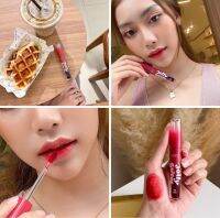 ลิปทิ้นท์ Sasi Jolly Sweet รุ่นนี้ติดทน สีฉ่ำชัด เนื้อเบาสบายปาก สีแดงชมพูแบบเกาหลีๆ น่ารัก ยิ่งเบลนด์ฟุ้งๆ สีนัวสวยมากก