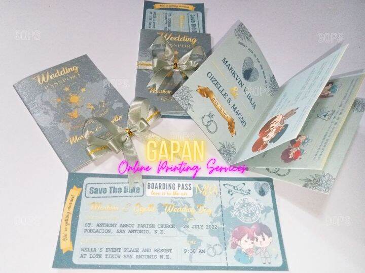 Passport Invitation / 4 Sleeves with boarding pass / Customized Theme