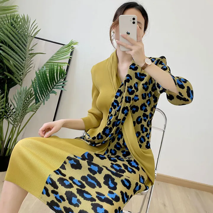 loose leopard print dress