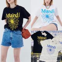 Mardi flower t-shirt???(320฿) เสื้อยืดลายดอกไม้สุดฮิต งานชนช็อปแบรนด์ดังเกาหลีเลยค่าา ผ้ายืดหยุ่น ทรงสวย ใส่สบาย เอาไปแมทช์คู่กับอะไรก็น่ารัก