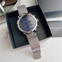 นาฬิกาWatch 1791596

ตัวเรือน สีเงิน
สาย Stainless สีเงิน แบบกดล้อค /
สายปรับความยาวได้ด้วยตัวเอง
หน้าปัด สีน้ำเงิน 
บอกเวลา 2 ประเทศ

ขนาด 44 มิล
สำหรับ ผู้ชาย 

อุปกรณ์ ป้ายราคา / กล่องแบรนด์