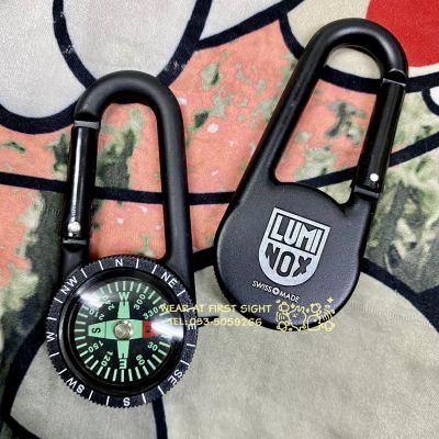 พวงกุญแจ ลูมินอค เข็มทิศ LUMINOX Compass - สีดำ