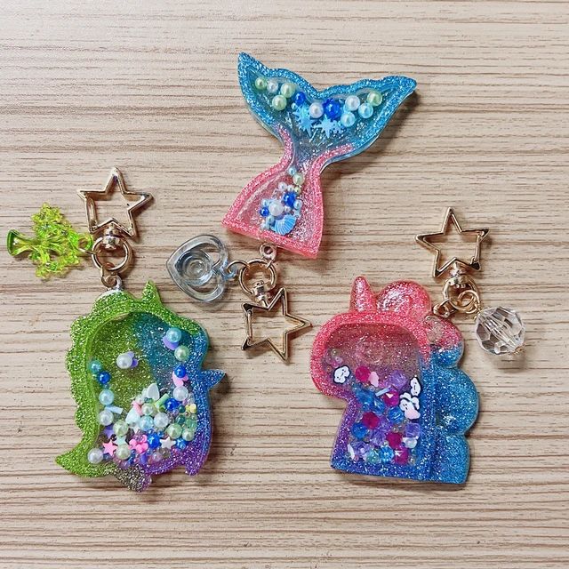 resin-fidget-shakers-memories-diy-จำนวน-4-กล่อง-พวงกุญแจเรซิ่น-ชุดเรซิ่น-ทำพวงกุญแจ-ของเล่นเสริมพัฒนาการ