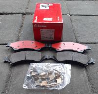 ผ้าเบรคหน้าFord focus mazda3 mazda3 akyactive brembo ceramic