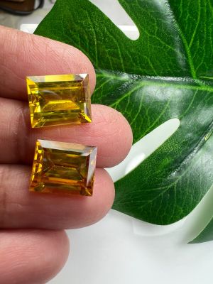 เพชร CZ  คิวบิกเซอร์โคเนีย เพชรรัสเซีย DIAMOND หนัก กะรัต CARATS (2 เม็ด). ROYAL YELLOW 10X12 MILLIMETER