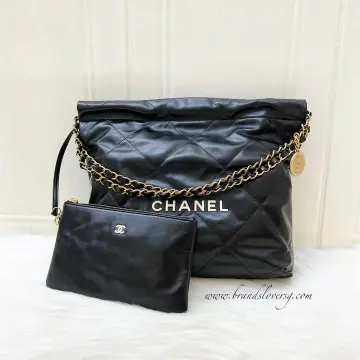 Chanel 22 Chain Hobo Quilted Calfskin Medium For Sale at 1stDibs