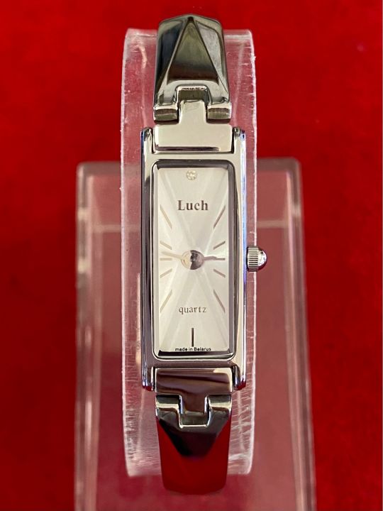 luch-quartz-ตัวเรือนสแตนเลส-นาฬิกาผู้หญิง-มือสองของแท้