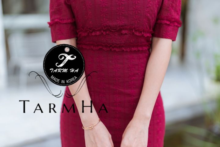 tarmha-th-22-สีไวน์แดง-ชุดเดรส-ชุดเดรสผู้หญิง-ชุดเดรส-กระโปรงคลุมเข่าฉลุลายลูกไม้-แขนตุ๊กตา-ชุดเดรสลูกไม้-ชุดเดรสสาว-อวบ-ชุดเดรสออกงาน