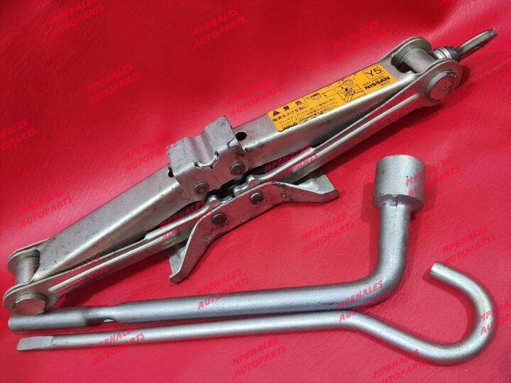 MECHANICAL SCISSOR JACK NISSAN (SILVER) WITH FREE WRENCH JAPAN SURPLUS