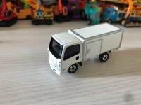 โมเดลรถเหล็ก tomica Isuzu ELF รถตู้ทึบ