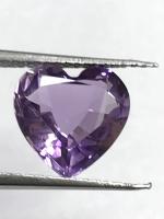 อเมทิสต์ 11x11 มม. รูปหัวใจ หินธรรมชาติ 100% Amethyst 11x11 mm heart shape 100% natural gemstone