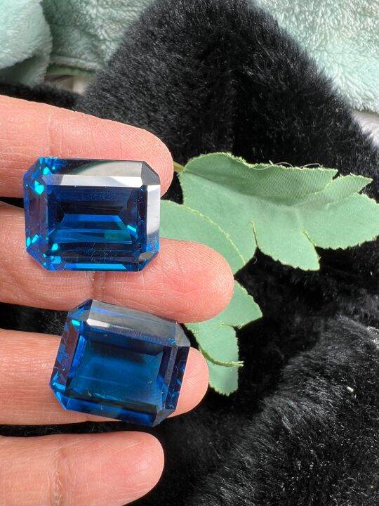 blue-topaz18x21-mm-lab-blue-topaz-octagon-พลอยอัด-สีบลูโทพาส-เหลี่ยมชั้น-รูปสี่เหลี่ยม-emerald-cut-cutting-gemstone-stone-2-pcs-68-carats