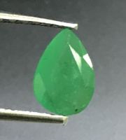 มรกต 0.56cts 7x5x2.7mm ทรงลูกแพร์ หินธรรมชาติ 100% Emerald 0.56cts 7x5x2.7mm pear shape 100% natural gemstone