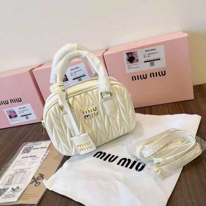 กระเป๋าสะพาย-miu-miu