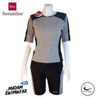 (Size M) BSC Streamline ชุดว่ายน้ำหญิง เสื้อมีแขน กางเกงขาสั้น สีดำ