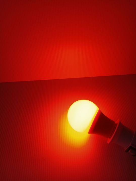 หลอดไฟไล่ยุง-ไล่แมลง-แสงสีแดง-12-โวลท์-9-วัตต์ใช้งานกับแบตเตอรี่